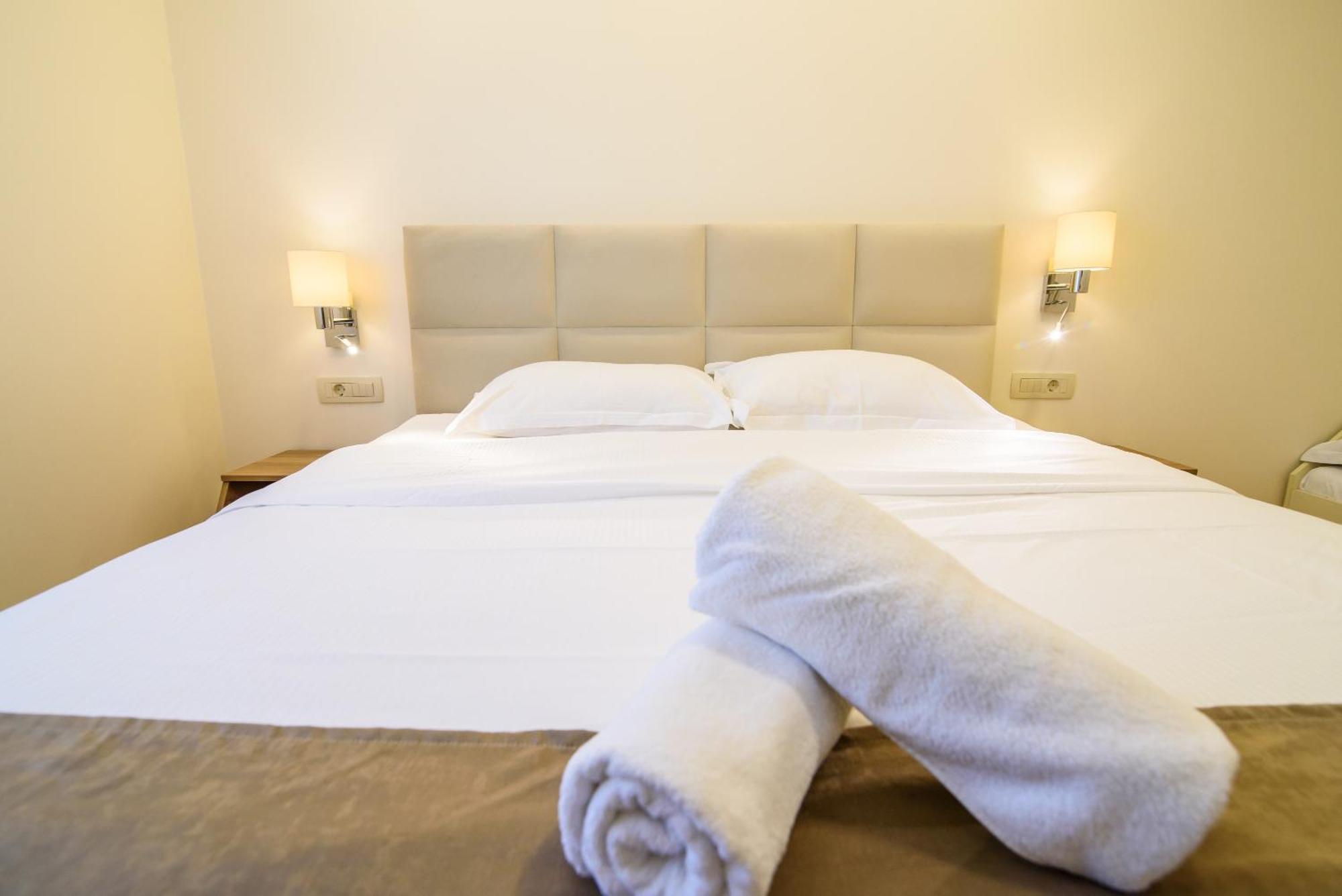 Apartments Leone Lukas Promajna Szoba fotó