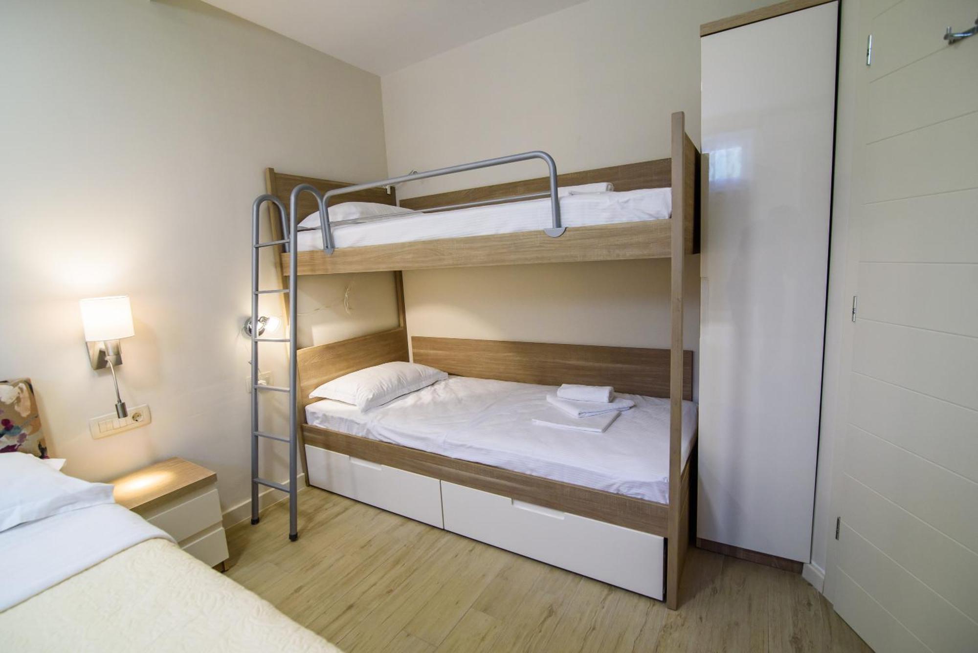 Apartments Leone Lukas Promajna Szoba fotó