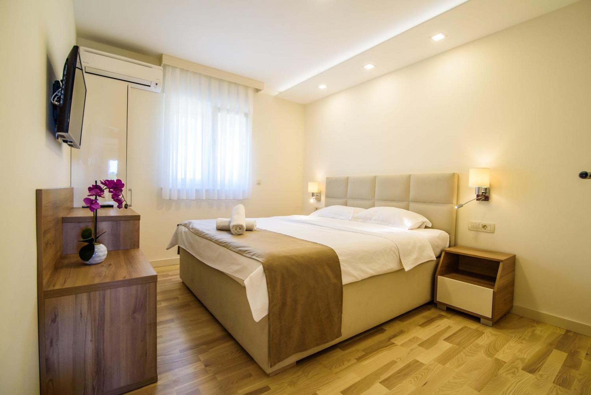 Apartments Leone Lukas Promajna Szoba fotó
