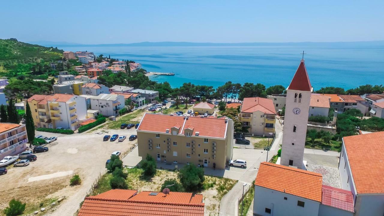 Apartments Leone Lukas Promajna Kültér fotó