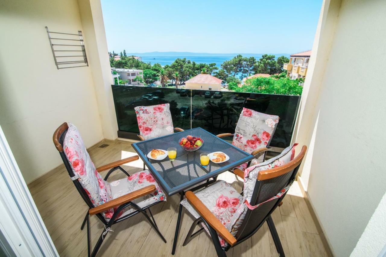 Apartments Leone Lukas Promajna Kültér fotó