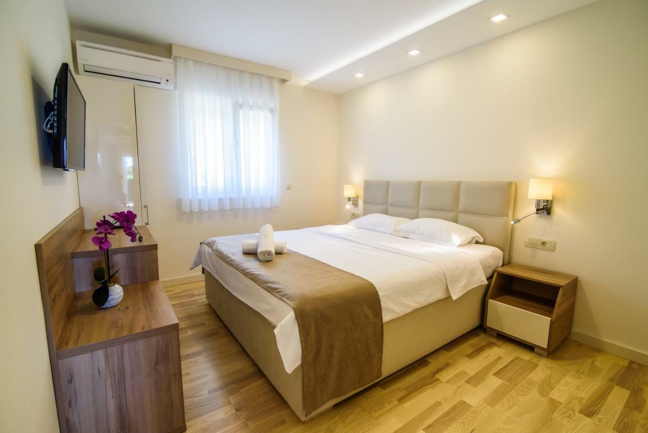 Apartments Leone Lukas Promajna Kültér fotó