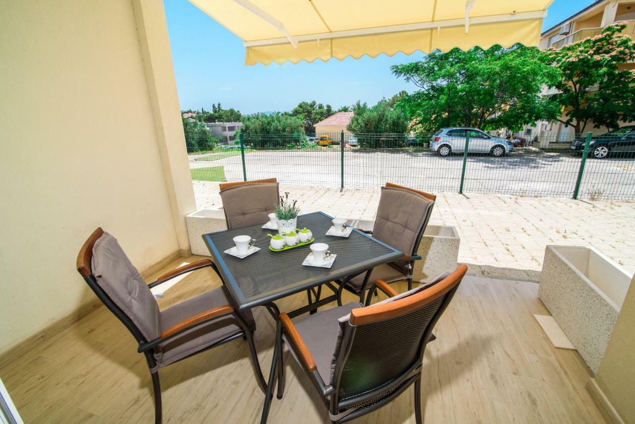 Apartments Leone Lukas Promajna Kültér fotó